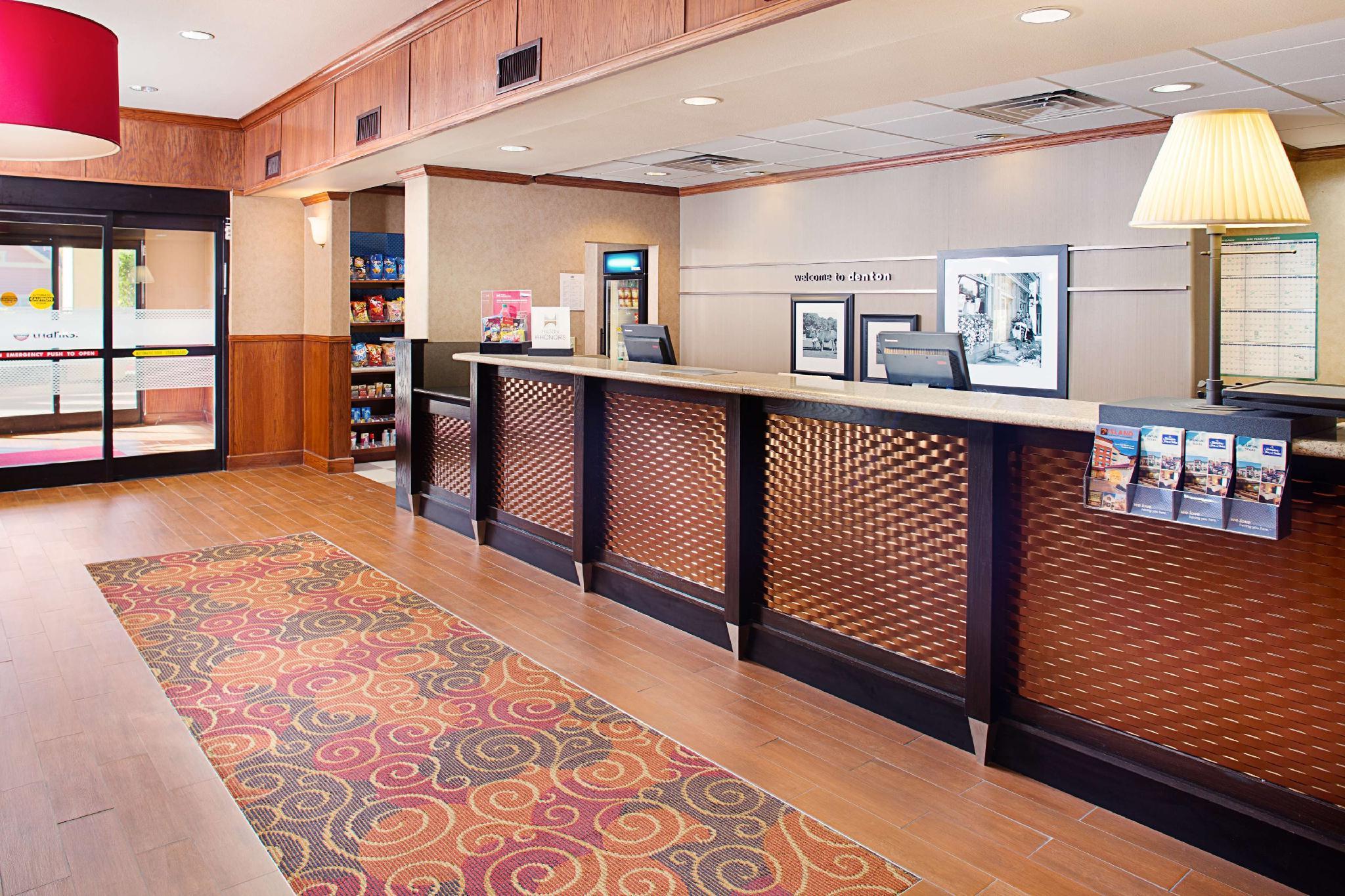 Hampton Inn & Suites Denton Kültér fotó