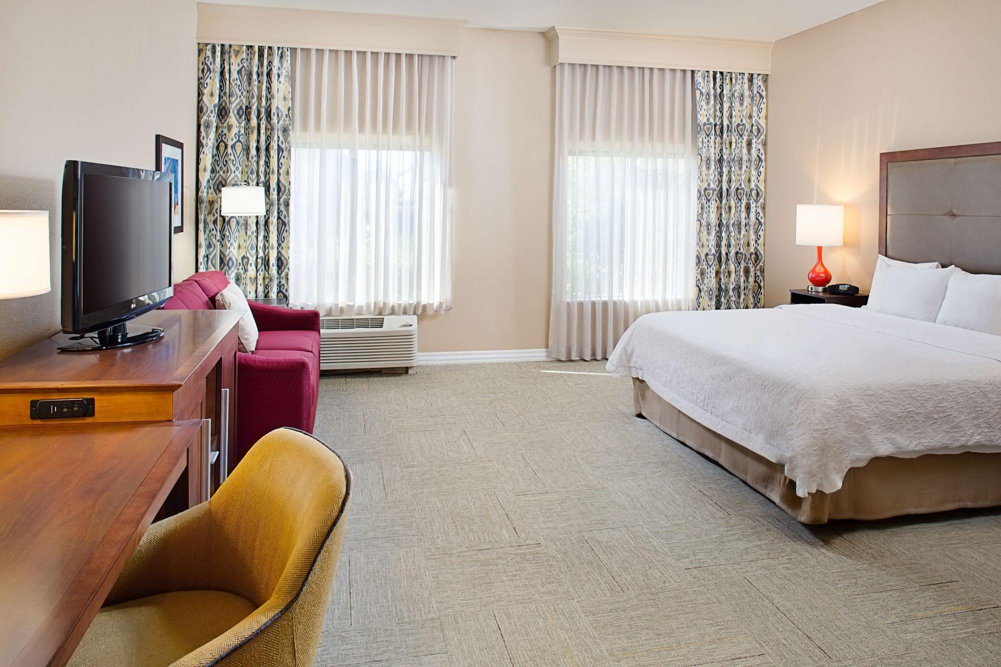 Hampton Inn & Suites Denton Kültér fotó