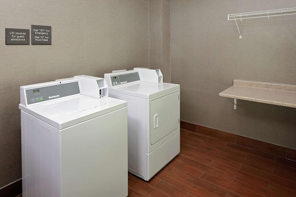 Hampton Inn & Suites Denton Kültér fotó